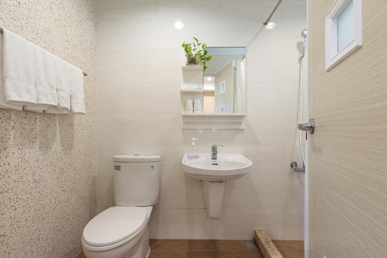 Sommer 19 B&B Luodong Exterior photo